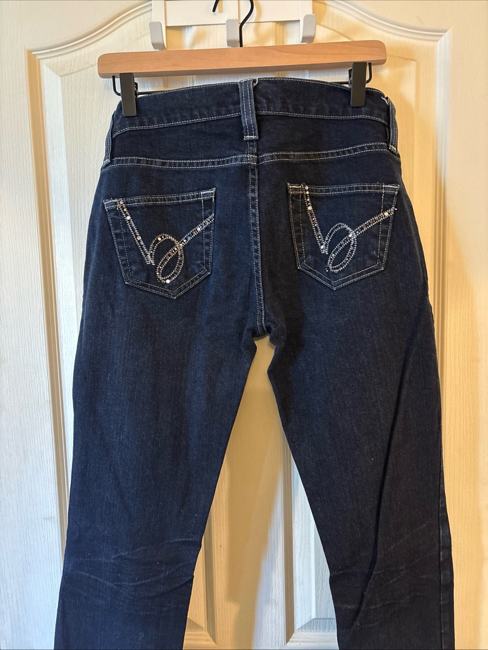 Vintage Y2K Bebe Dark Blue Women's Jeans with Decorative Back Pockets Size 30